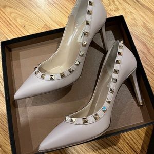 Valentino classic high heel size 36